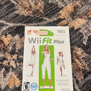 Vintage in case Nintendo Wii fit plus game